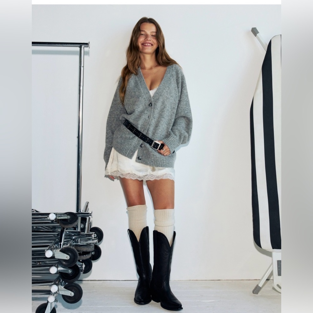 Abercrombie & Fitch Gray Women's Cardigan